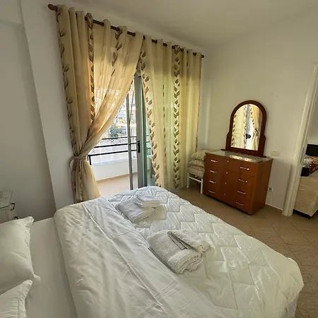 Taulant Apartment
