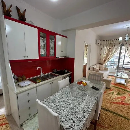 Taulant Apartment *