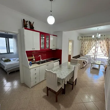 公寓 Taulant Sarandë